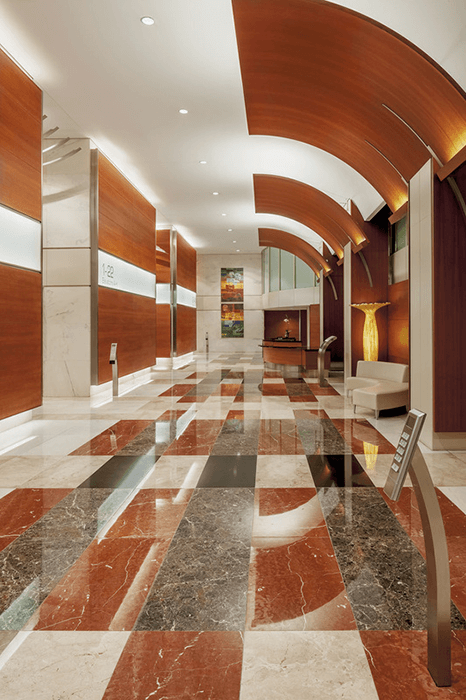 55WM Lobby Monroe Side